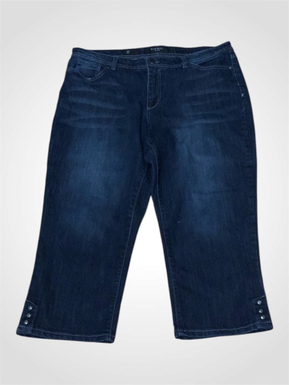 Nine West Medium Washed Denim Capris Embellished Back Pockets High Rise Size 16